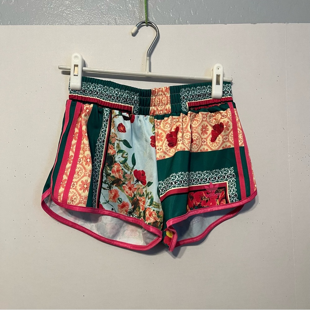 Rare Adidas Originals x The Farm Company Borboflor Shorts - Size 6/S